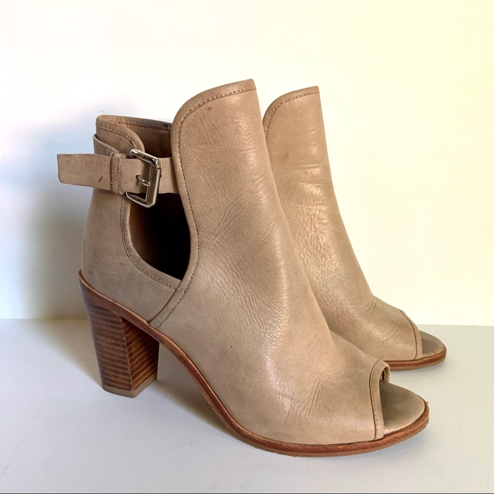 Donald J Pliner Boots Womens 6.5 Peep Toe Heels Tan Leather Buckle Wood Kara
